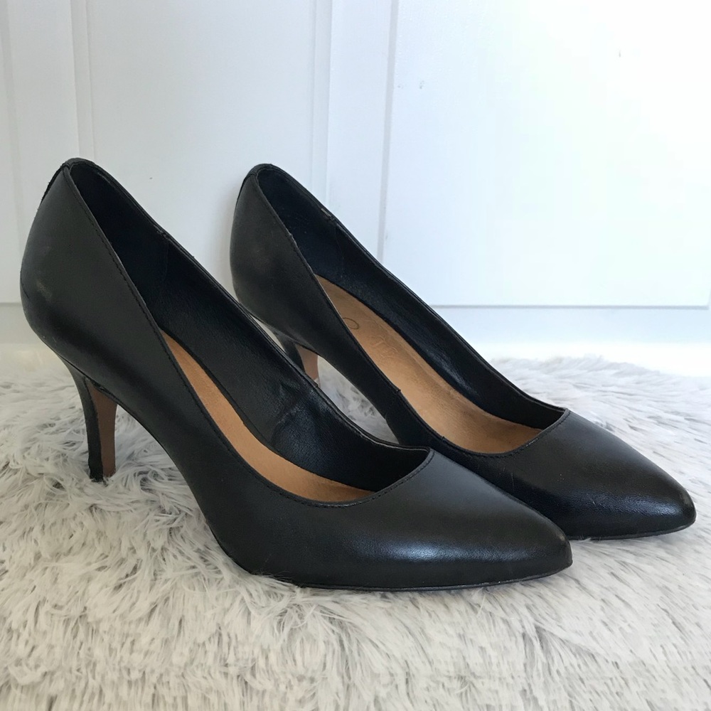 ALDO BLACK LEATHER STUDDED PUMPS HEELS 6.5